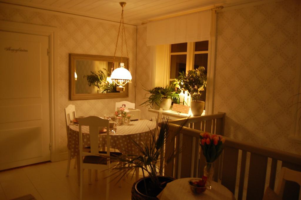 Brunnsgarden Bed & Breakfast Шеллефтео Екстер'єр фото