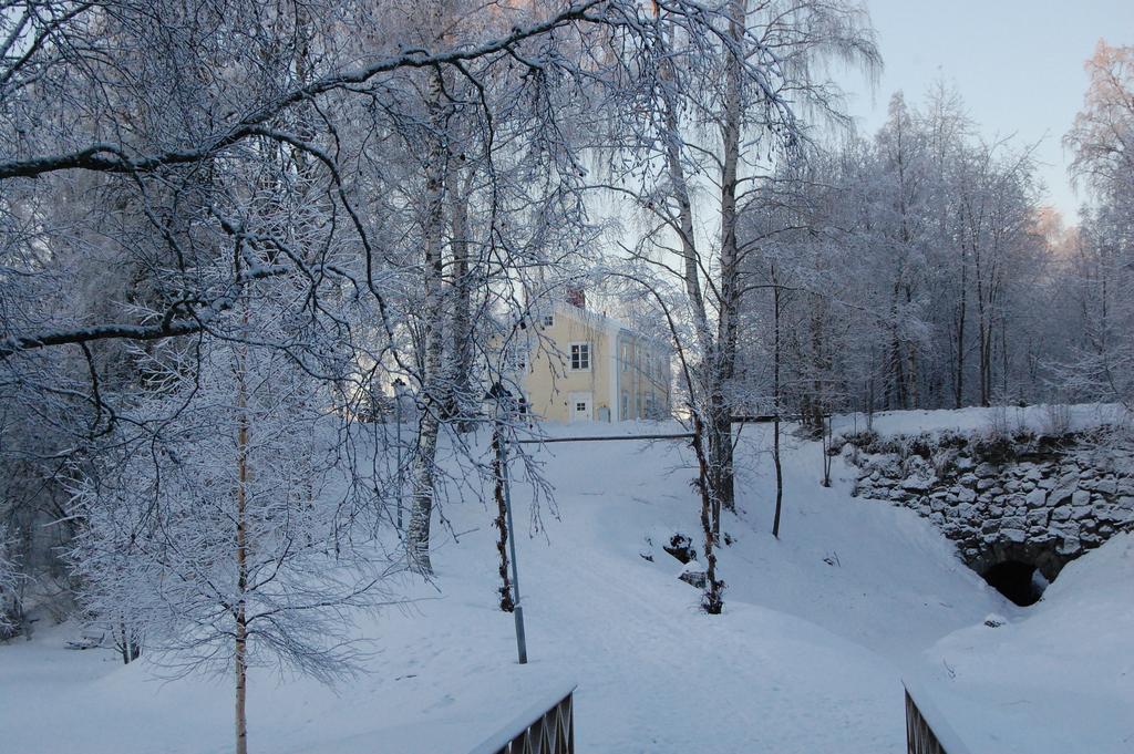 Brunnsgarden Bed & Breakfast Шеллефтео Екстер'єр фото